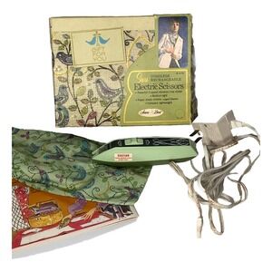 Vintage Sears Cordless Rechargeable Electric‎ Scissors With Box Sewing Granny